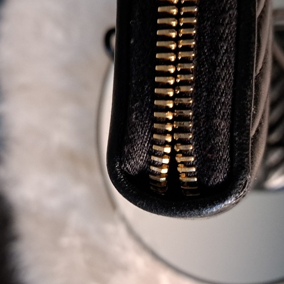 🔥🔥Prada Nappa Impunture Zip-Around Wallet - Picture 15 of 15